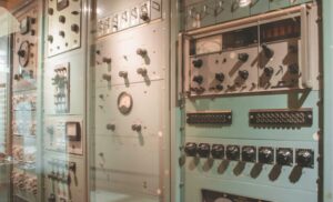 昔のコンピューターのイメージ