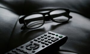 テレビを見るイメージ